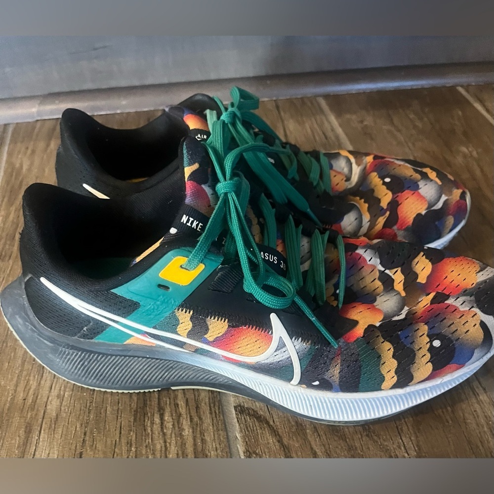 Nike Pegasus 38 Jordan Moss Always, All Ways - Picture 2 of 6